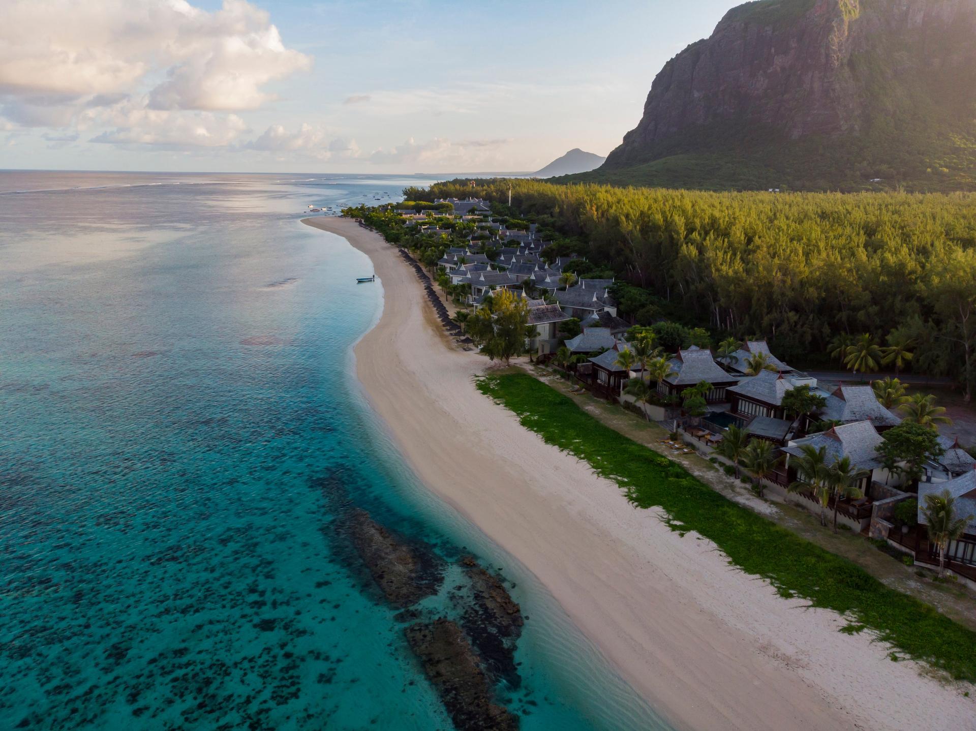 Mauritius Residence by Investment